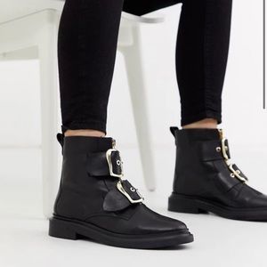 ASOS Attribute leather ankle boots (NEVER WORN)